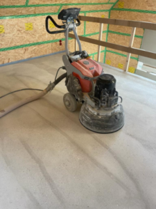 Alten Terrazzoboden aufarbeiten